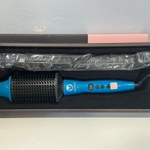 Calista Perfecter Oval Heated  Volumizing Brush 1”